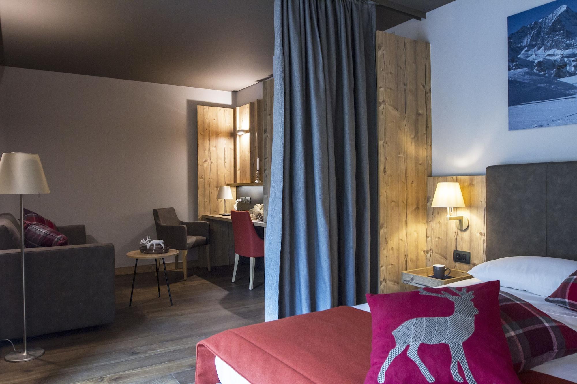 Hotel La Vetta 4*
